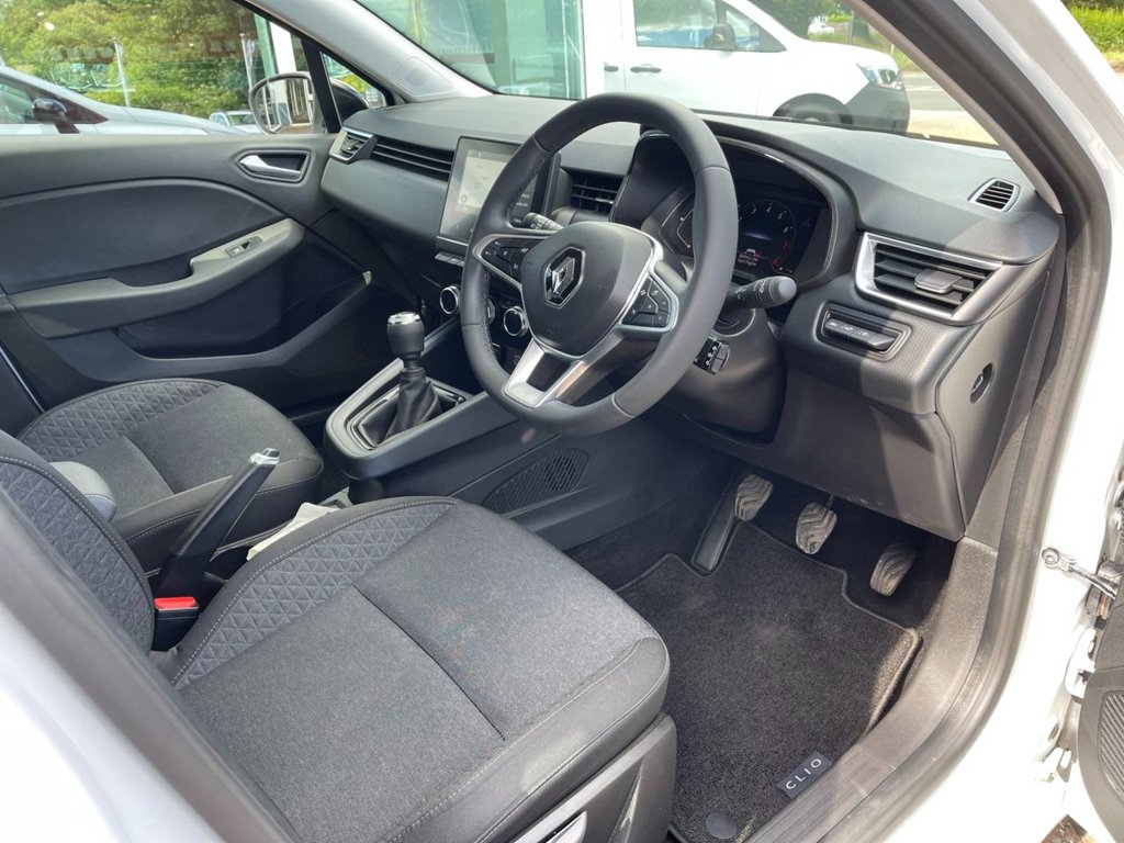 USED 2023 23 RENAULT CLIO 1.0 TCe Evolution Hatchback 5dr Petrol Manual Euro 6 (s/s) (90 ps) 