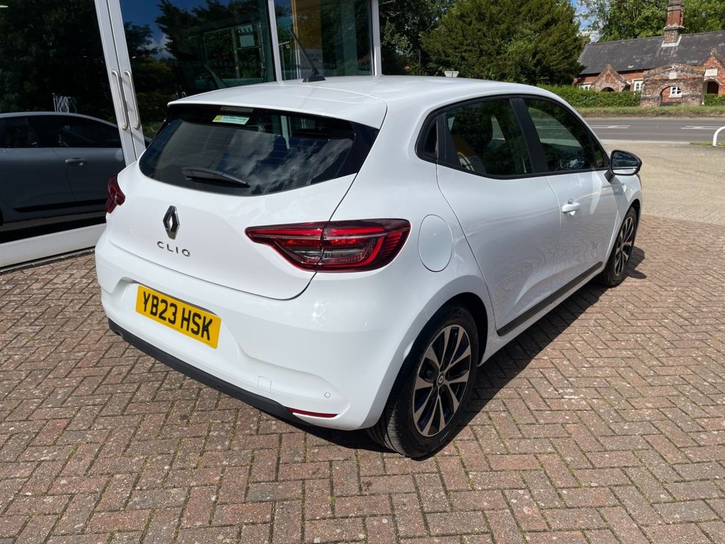 USED 2023 23 RENAULT CLIO 1.0 TCe Evolution Hatchback 5dr Petrol Manual Euro 6 (s/s) (90 ps) 