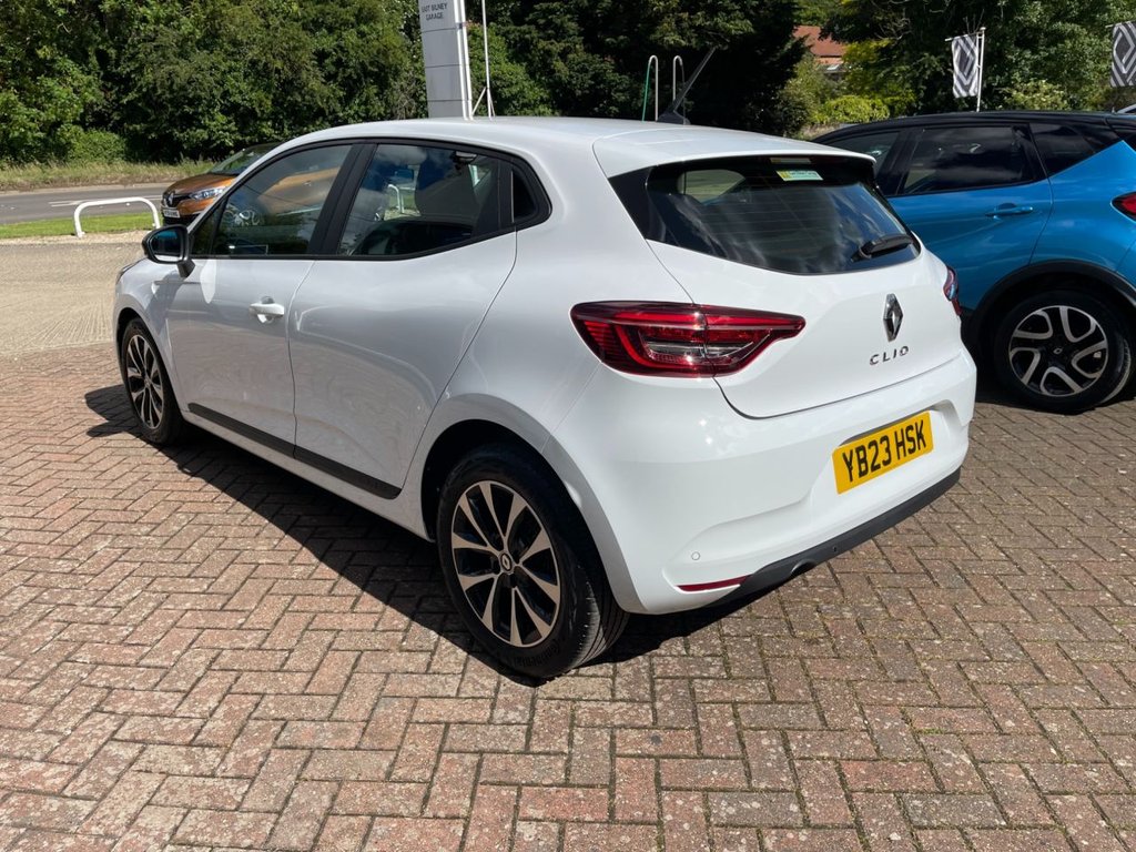 USED 2023 23 RENAULT CLIO 1.0 TCe Evolution Hatchback 5dr Petrol Manual Euro 6 (s/s) (90 ps) 
