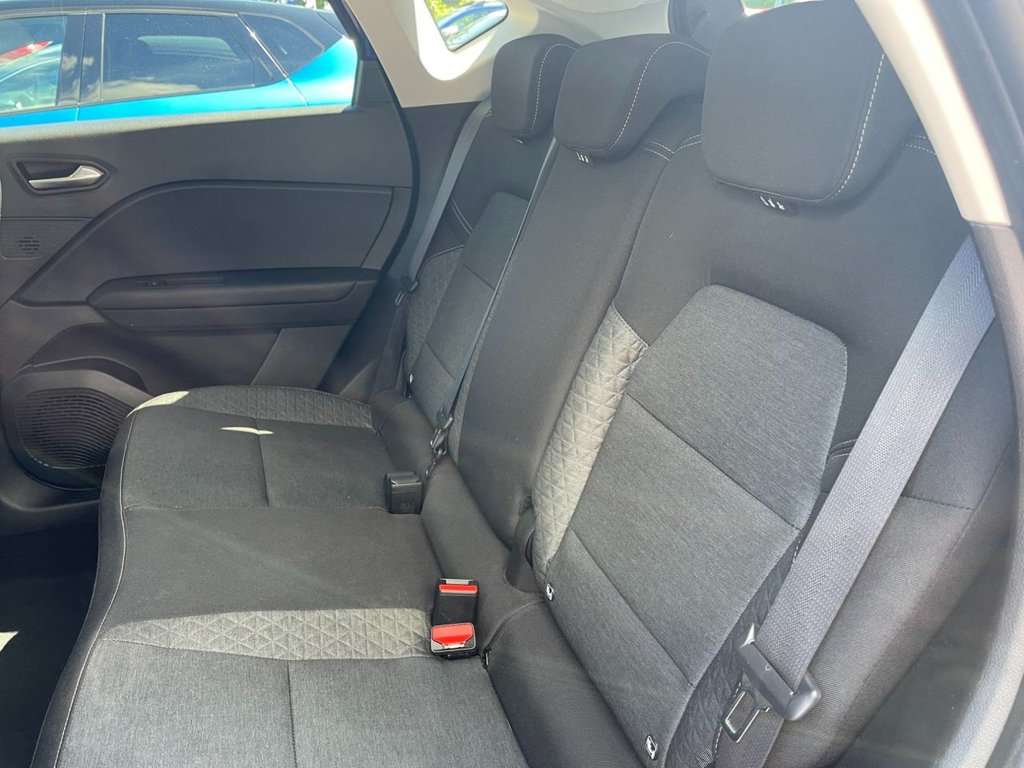 USED 2023 72 RENAULT CAPTUR 1.0 TCe evolution SUV 5dr Petrol Manual Euro 6 (s/s) (90 ps) 