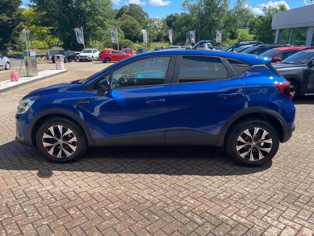 USED 2023 72 RENAULT CAPTUR 1.0 TCe evolution SUV 5dr Petrol Manual Euro 6 (s/s) (90 ps) 