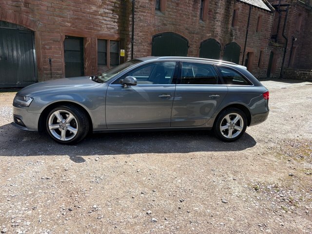 View our AUDI A4 AVANT