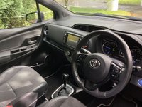 USED 2017 TOYOTA YARIS 1.5 VVT-h Excel Hatchback 5dr Petrol Hybrid E-CVT Euro 6 (s/s) (15in Alloy) (100 ps) *FULL TOYOTA SERVICE HISTORY* REVERSING CAM-SAT NAV-X2 KEYS