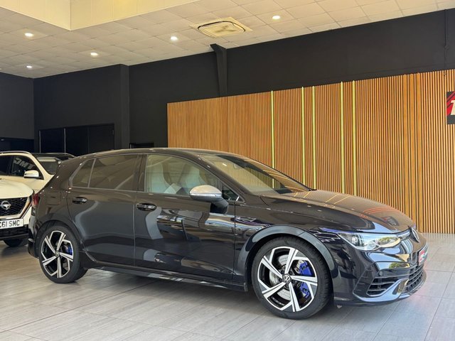 View our VOLKSWAGEN GOLF