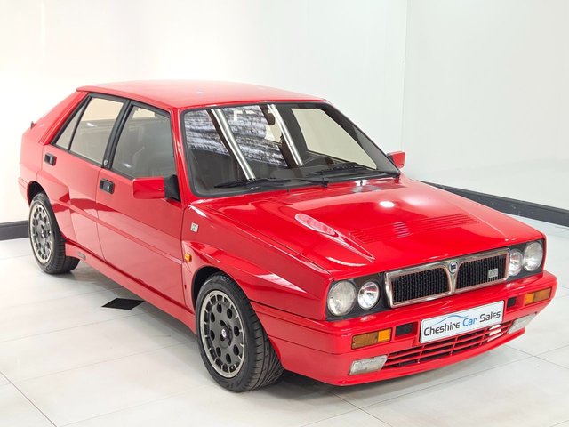 View our LANCIA DELTA