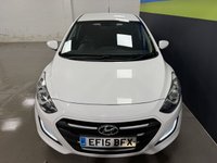 USED 2015 15 HYUNDAI I30 1.6 CRDi Blue Drive SE Hatchback 5dr Diesel Manual Euro 6 (s/s) (110 ps) ***Finance Available***