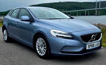 View our VOLVO V40