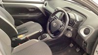USED 2020 20 TOYOTA AYGO 1.0 VVT-i x-play Hatchback 5dr Petrol Manual Euro 6 (71 ps) ** FANTASTIC FUEL ECONOMY **