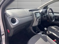 USED 2020 20 TOYOTA AYGO 1.0 VVT-i x-play Hatchback 5dr Petrol Manual Euro 6 (71 ps) ** FANTASTIC FUEL ECONOMY **
