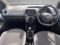 USED 2020 20 TOYOTA AYGO 1.0 VVT-i x-play Hatchback 5dr Petrol Manual Euro 6 (71 ps) ** FANTASTIC FUEL ECONOMY **
