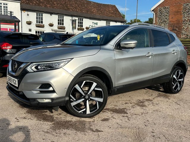 View our NISSAN QASHQAI