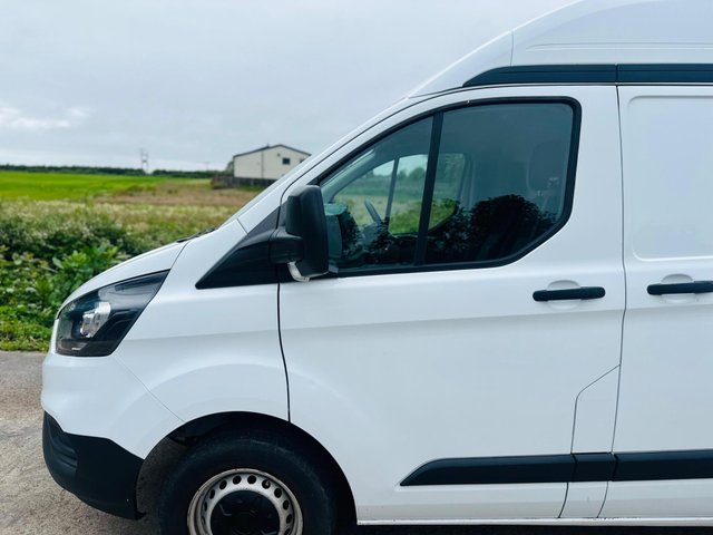 View our FORD TRANSIT CUSTOM
