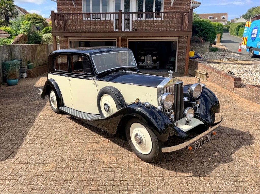 USED 1937 ROLLS-ROYCE 25/30 4257cc // Coachwork by Hooper // Px swap 