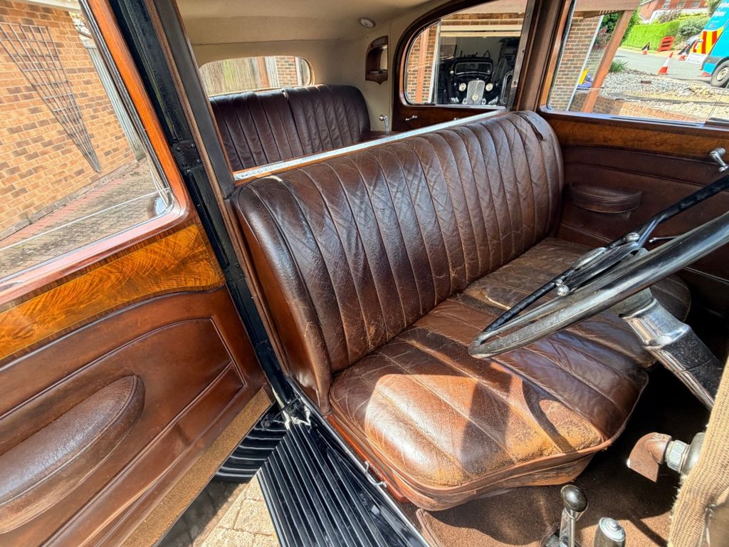 USED 1937 ROLLS-ROYCE 25/30 4257cc // Coachwork by Hooper // Px swap 