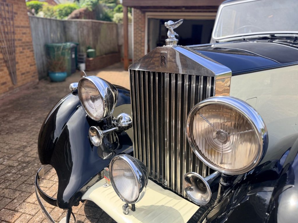 USED 1937 ROLLS-ROYCE 25/30 4257cc // Coachwork by Hooper // Px swap 