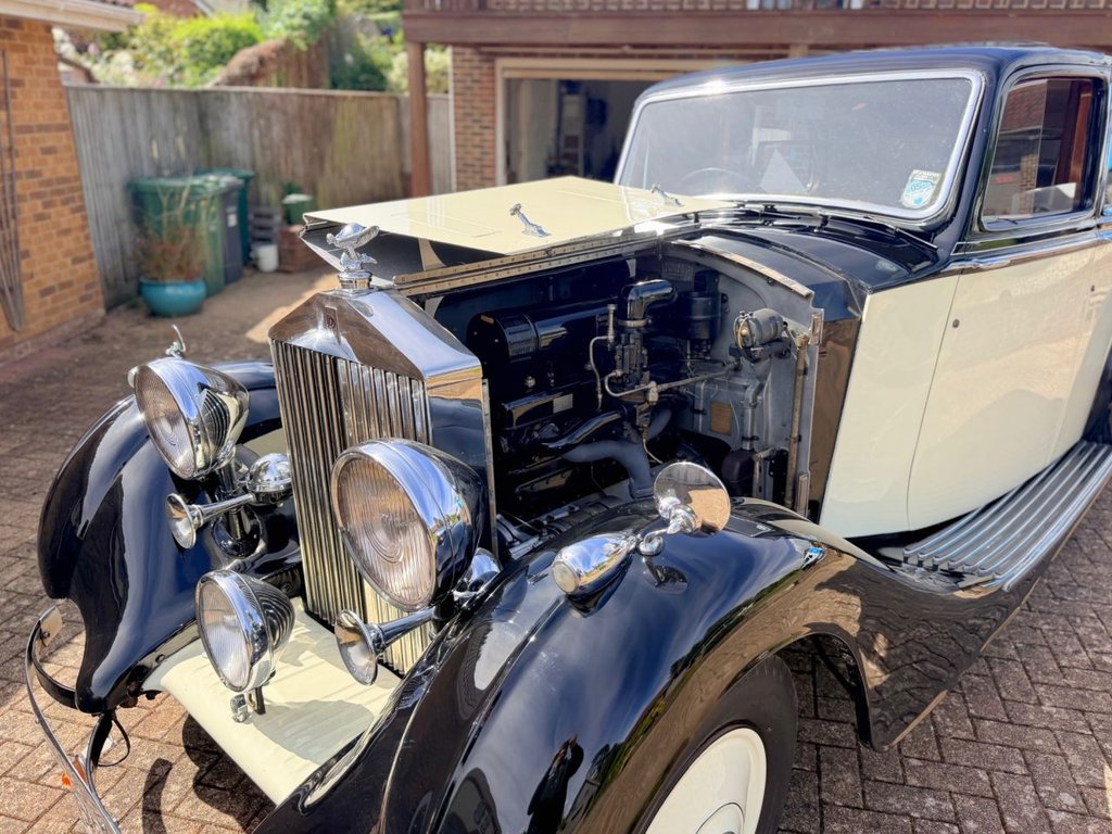 USED 1937 ROLLS-ROYCE 25/30 4257cc // Coachwork by Hooper // Px swap 
