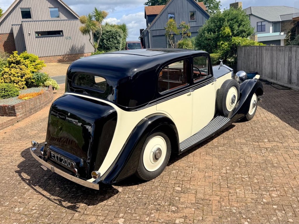 USED 1937 ROLLS-ROYCE 25/30 4257cc // Coachwork by Hooper // Px swap 