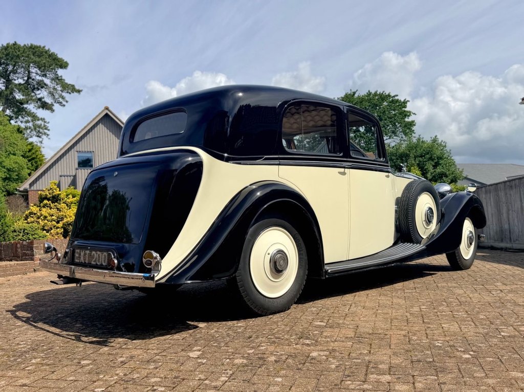 USED 1937 ROLLS-ROYCE 25/30 4257cc // Coachwork by Hooper // Px swap 