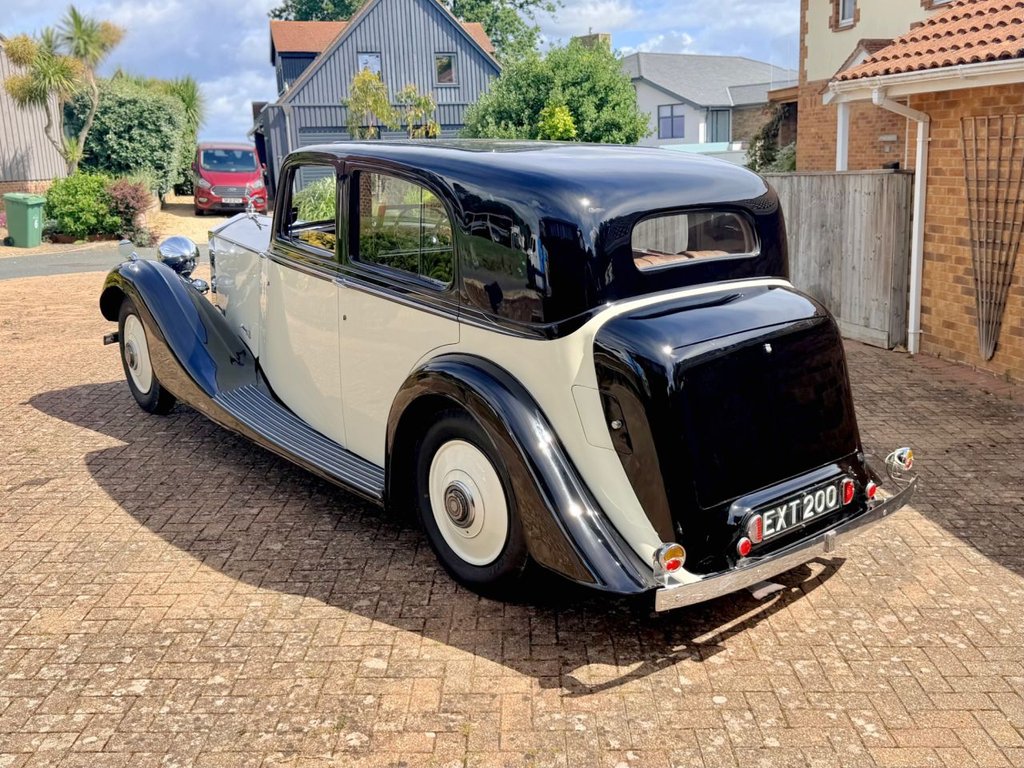 USED 1937 ROLLS-ROYCE 25/30 4257cc // Coachwork by Hooper // Px swap 