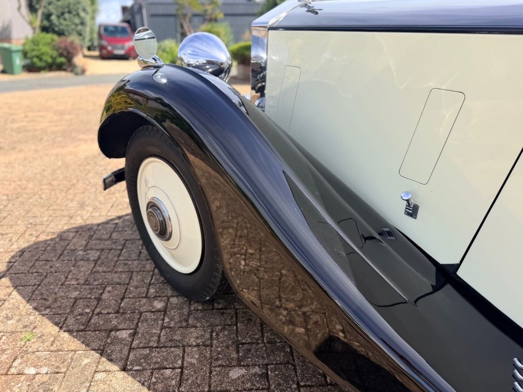 USED 1937 ROLLS-ROYCE 25/30 4257cc // Coachwork by Hooper // Px swap 