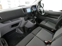 USED 2022 72 PEUGEOT EXPERT 1400 2.0 BLUEHDI 145 BHP MWB PROFESSIONAL PREMIUM 6DR 1 OWNER | AIR CON | CARPLAY | MEDIUM