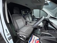 USED 2014 64 FORD TRANSIT CUSTOM 2.2 TDCi 290 Panel Van 5dr Diesel Manual L2 H1 (186 g/km, 98 bhp) 12 MONTHS MOT, BLACK ALLOY WHEELS