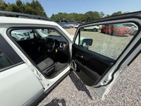 USED 2016 16 JEEP RENEGADE 1.4T MultiAirII Longitude SUV 5dr Petrol DDCT Euro 6 (s/s) (140 ps) 