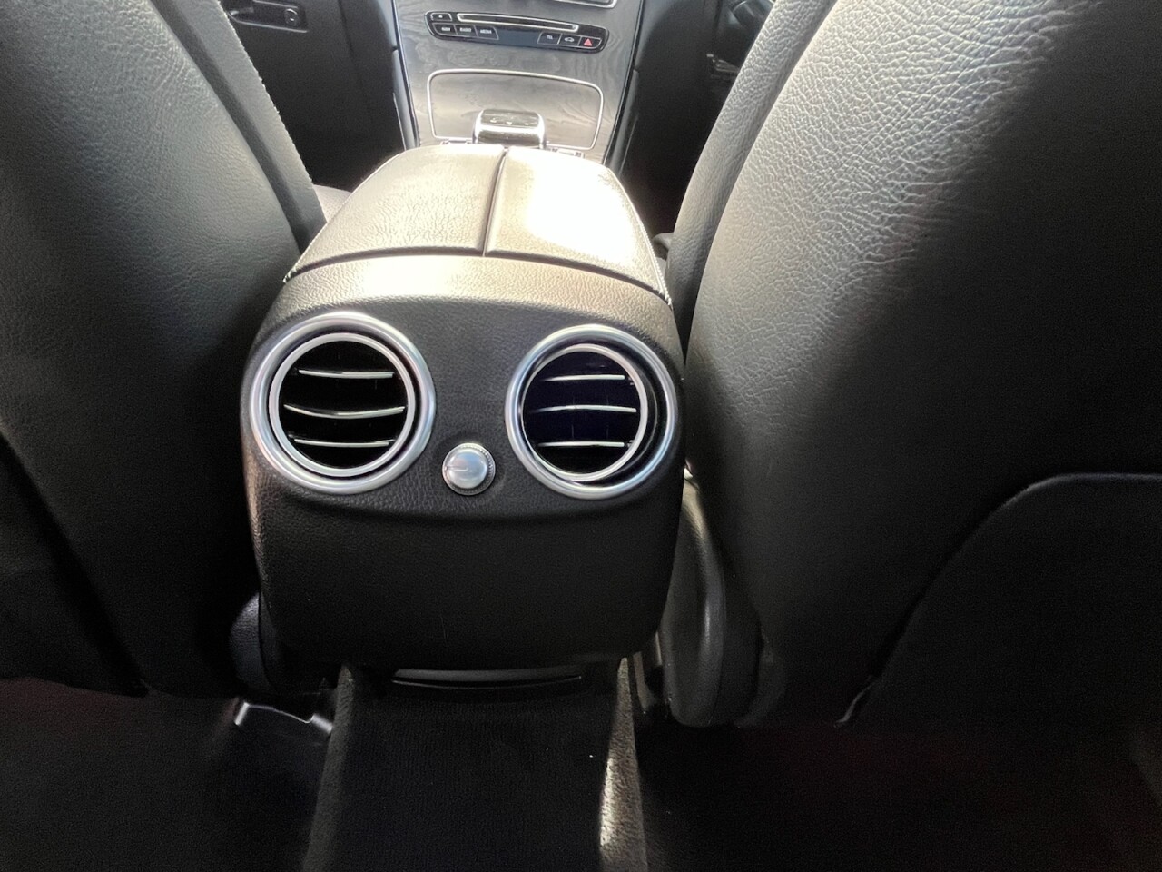 2017 MERCEDES GLC 2.1 GLC220d AMG Line (Premium Plus) SUV 5dr Diesel G-Tronic 4MATIC Euro 6 ( - vehicle photo 38 for sale on PureCar