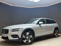 USED 2021 21 VOLVO V60 CROSS COUNTRY 2.0 B4 MHEV Estate 5dr Diesel Hybrid Auto AWD Euro 6 (s/s) (197 ps) HARMAN/KARDON, 1 OWNER, FSH!