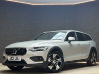 USED 2021 21 VOLVO V60 CROSS COUNTRY 2.0 B4 MHEV Estate 5dr Diesel Hybrid Auto AWD Euro 6 (s/s) (197 ps) HARMAN/KARDON, 1 OWNER, FSH!