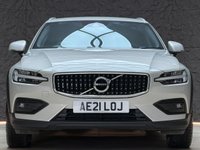 USED 2021 21 VOLVO V60 CROSS COUNTRY 2.0 B4 MHEV Estate 5dr Diesel Hybrid Auto AWD Euro 6 (s/s) (197 ps) HARMAN/KARDON, 1 OWNER, FSH!