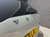 USED 2021 21 VOLVO V60 CROSS COUNTRY 2.0 B4 MHEV Estate 5dr Diesel Hybrid Auto AWD Euro 6 (s/s) (197 ps) HARMAN/KARDON, 1 OWNER, FSH!