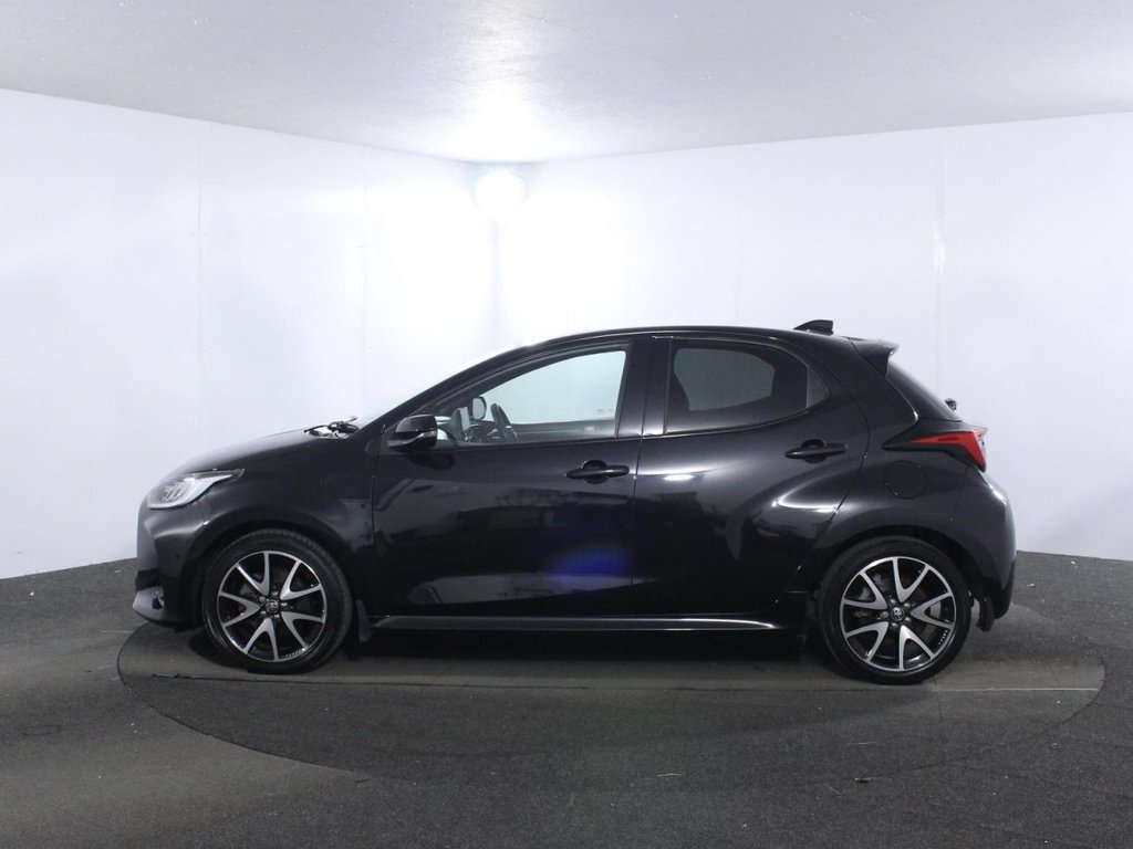 USED 2021 21 TOYOTA YARIS 1.5 VVT-h Dynamic Hatchback 5dr Petrol Hybrid E-CVT Euro 6 (s/s) (116 ps) 