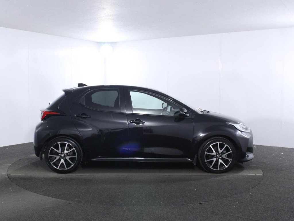 USED 2021 21 TOYOTA YARIS 1.5 VVT-h Dynamic Hatchback 5dr Petrol Hybrid E-CVT Euro 6 (s/s) (116 ps) 