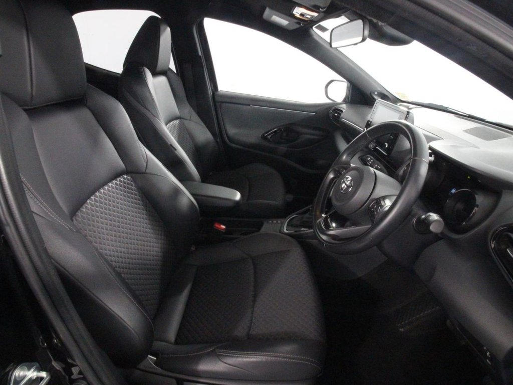USED 2021 21 TOYOTA YARIS 1.5 VVT-h Dynamic Hatchback 5dr Petrol Hybrid E-CVT Euro 6 (s/s) (116 ps) 
