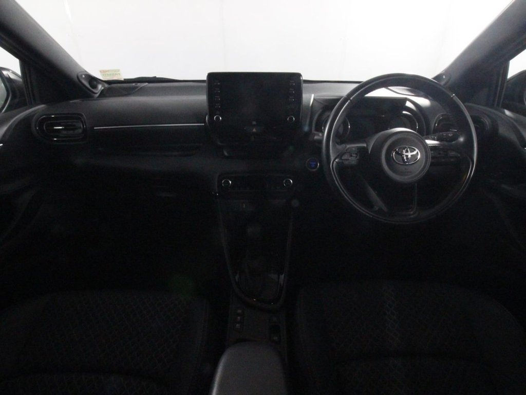 USED 2021 21 TOYOTA YARIS 1.5 VVT-h Dynamic Hatchback 5dr Petrol Hybrid E-CVT Euro 6 (s/s) (116 ps) 