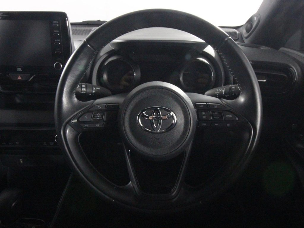 USED 2021 21 TOYOTA YARIS 1.5 VVT-h Dynamic Hatchback 5dr Petrol Hybrid E-CVT Euro 6 (s/s) (116 ps) 
