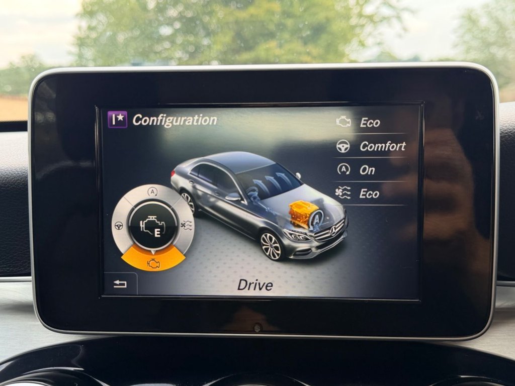 USED 2016 MERCEDES-BENZ C CLASS 2.1 C250d Sport Saloon 4dr Diesel 7G-Tronic+ Euro 6 (s/s) (204 ps) &pound;20 Road Tax|Camera|Heated Seats|Rear & Front Sensors|Cruise|