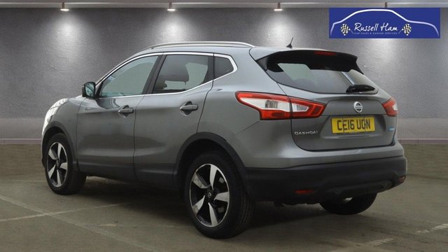View our NISSAN QASHQAI