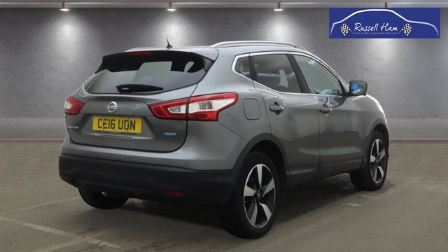 View our NISSAN QASHQAI