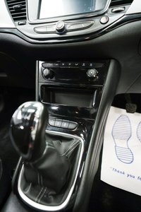 USED 2020 70 VAUXHALL ASTRA 1.2 Turbo SRi VX Line Nav Euro 6 (s/s) 5dr Service History, 2 Keys