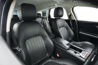 USED 2019 19 JAGUAR XF 2.0i Portfolio Sportbrake Auto Euro 6 (s/s) 5dr Black Leather, Sat Nav