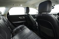 USED 2019 19 JAGUAR XF 2.0i Portfolio Sportbrake Auto Euro 6 (s/s) 5dr Black Leather, Sat Nav