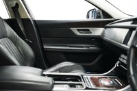 USED 2019 19 JAGUAR XF 2.0i Portfolio Sportbrake Auto Euro 6 (s/s) 5dr Black Leather, Sat Nav