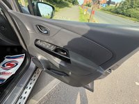 USED 2016 65 RENAULT CAPTUR 0.9 TCe ENERGY Dynamique S Nav SUV 5dr Petrol Manual Euro 6 (s/s) (90 ps) 