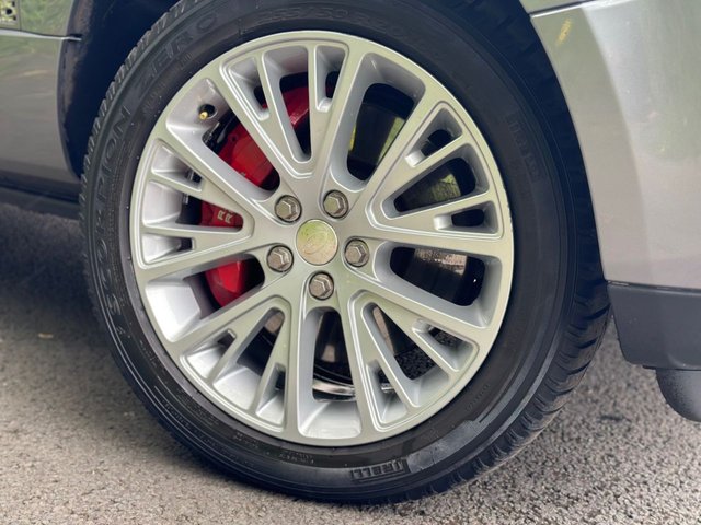 View our LAND ROVER RANGE ROVER