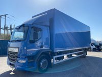 USED 2022 71 DAF LF 18T CURTAIN SIDED SLEEPER CAB WITH COLUMN TAIL LIFT, 28FT BODY, 1.5T LIFT 