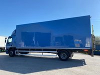 USED 2022 71 DAF LF 18T CURTAIN SIDED SLEEPER CAB WITH COLUMN TAIL LIFT, 28FT BODY, 1.5T LIFT 