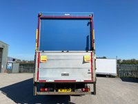 USED 2022 71 DAF LF 18T CURTAIN SIDED SLEEPER CAB WITH COLUMN TAIL LIFT, 28FT BODY, 1.5T LIFT 