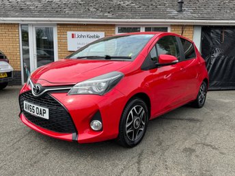 2015 TOYOTA YARIS